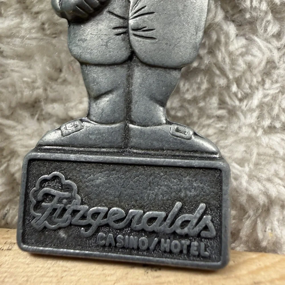 Vintage Las Vegas Fitzgeralds Casino‎ Mr. O'Lucky Figurine Keychain FOB Souvenir
